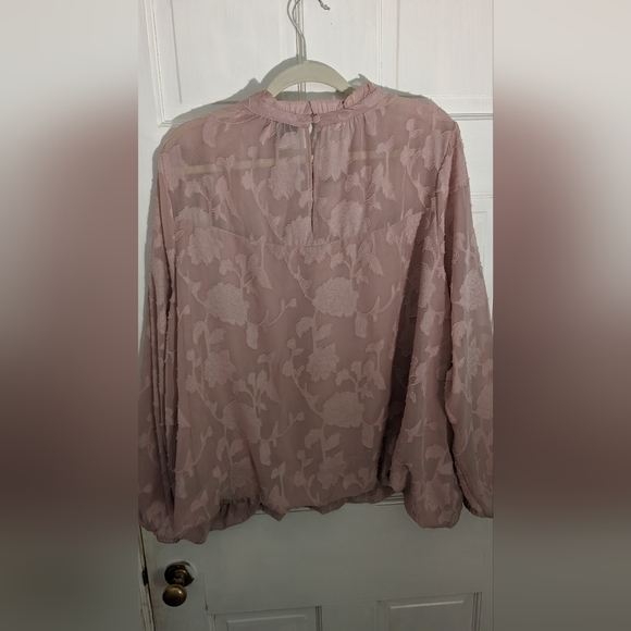 NWT Torrid Chiffon Clip Floral Bubble Hem Blouse Size 3 - Picture 6 of 8